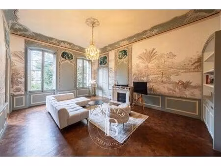 bureau de prestige de 247 m2 en location - aix-en-provence  provence-alpes-côte d'azur