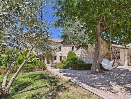 maison de 4 chambres de luxe en location à saint-rémy-de-provence  provence-alpes-côte d'a