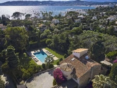 maison de 8 pièces de luxe en location à antibes  france