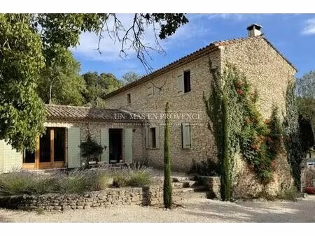 villa de luxe en location gordes  france