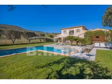 villa de 5 pièces de luxe en location grimaud  france