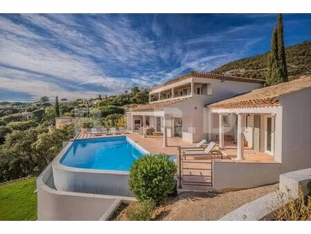 villa de luxe de 5 pièces en location grimaud  provence-alpes-côte d'azur