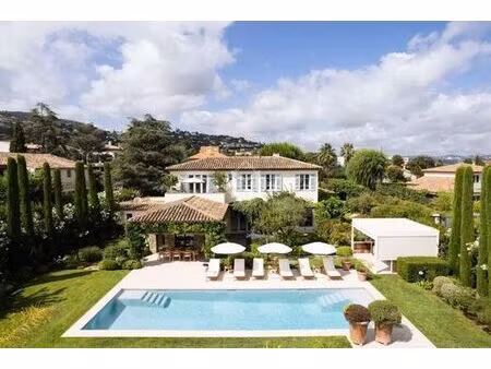 villa de 7 pièces de luxe en location mandelieu  france