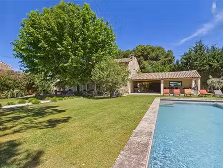 prestigieuse maison en location mouriès  france