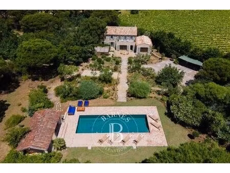 villa de luxe de 5 pièces en location ramatuelle  provence-alpes-côte d'azur