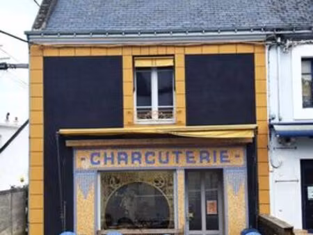 prestigieux immeuble de rapport en vente à groix  bretagne
