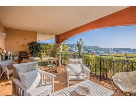 appartement de 4 pièces de luxe en location à sainte-maxime  france