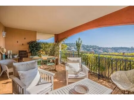 appartement de luxe 3 chambres en location à sainte-maxime  france