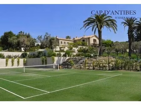 maison de 9 pièces de luxe en location à antibes  france