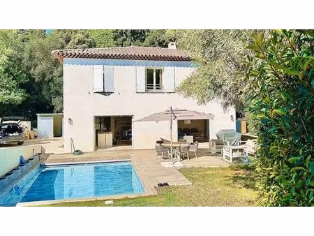 villa de luxe de 5 pièces en location cavalaire-sur-mer  france