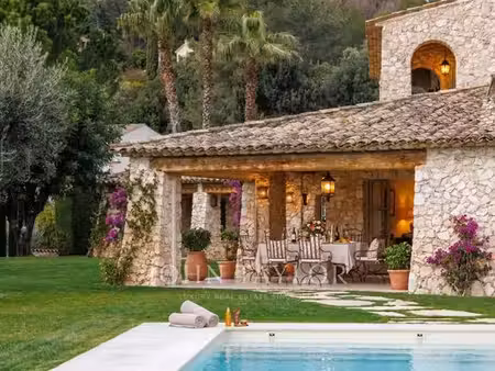 villa de 5 pièces de luxe en location roquefort-les-pins  provence-alpes-côte d'azur