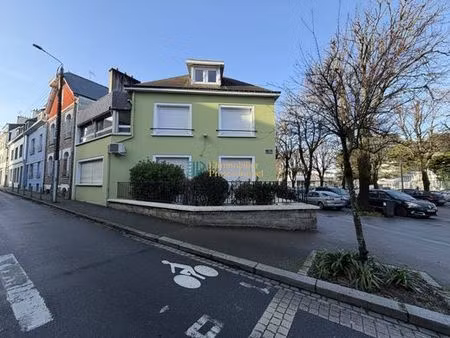 bureau prestigieux de 248 m2 en vente - lorient  france