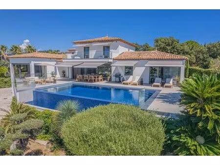villa de luxe de 5 pièces en location sainte-maxime  france