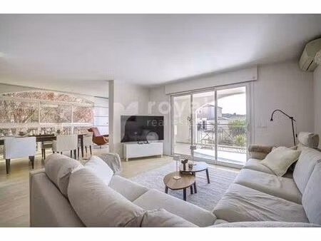 appartement de 1 chambres de luxe en location à mougins  provence-alpes-côte d'azur