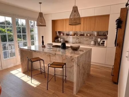 maison de 4 chambres de luxe en vente à saint-cyr-sur-loire  centre