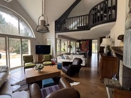 maison de 7 pièces de luxe en vente à saint-amand-montrond  centre