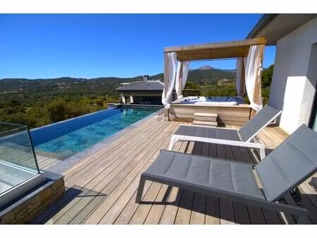 maison de luxe de 8 pièces en vente à cargèse  france