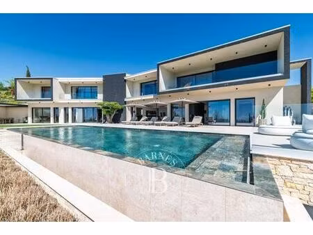 villa de 12 pièces de luxe en location châteauneuf-grasse  provence-alpes-côte d'azur