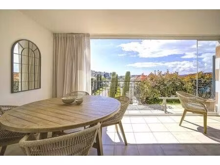 appartement de 2 chambres de luxe en location à mougins  france