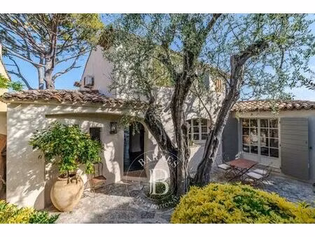 villa de luxe de 5 pièces en location mouans-sartoux  france