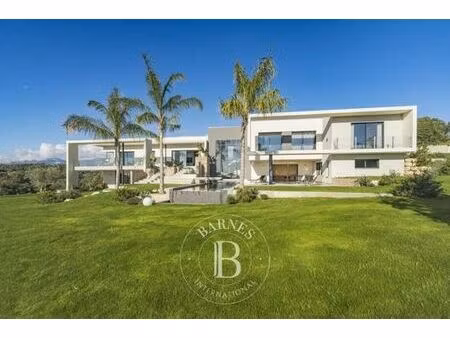 villa de 8 pièces de luxe en location roquefort-les-pins  provence-alpes-côte d'azur