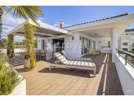 appartement de luxe 3 chambres en location à mougins  france