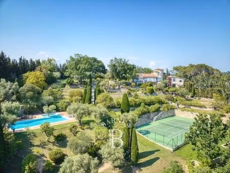 maison de 13 pièces de luxe en location à mougins  france