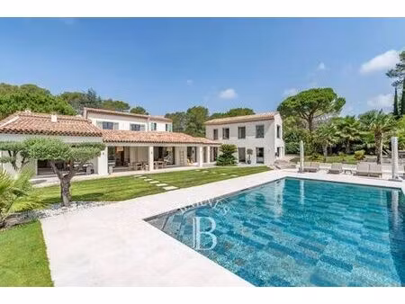 villa de luxe de 8 pièces en location mougins  provence-alpes-côte d'azur