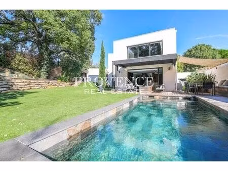 villa de 4 pièces de luxe en location marseille  provence-alpes-côte d'azur