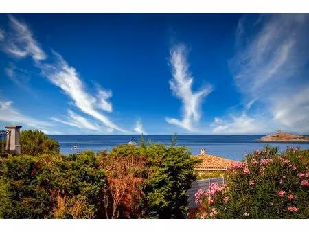maison de luxe de 75 m2 en vente cargèse  corse