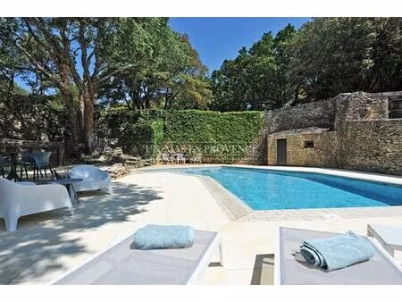 villa de luxe de 4 pièces en location gordes  france