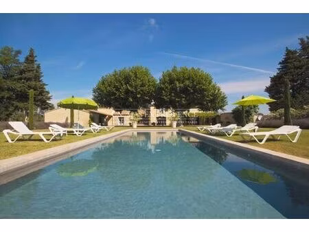 villa de luxe de 5 chambres en location lagnes  france