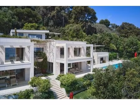 villa de luxe de 9 pièces en location saint-jean-cap-ferrat  provence-alpes-côte d'azur