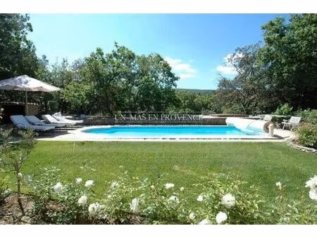 villa de luxe de 4 chambres en location lacoste  france