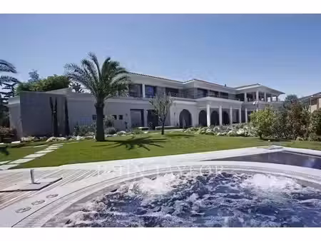 maison de 9 pièces de luxe en location à saint-jean-cap-ferrat  france
