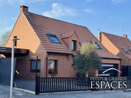 prestigieuse maison en vente famars  hauts-de-france