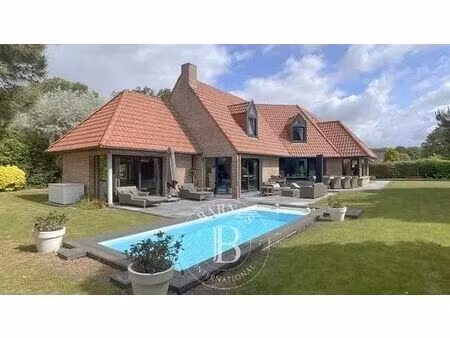 maison de luxe de 8 pièces en vente à camphin-en-pévèle  france