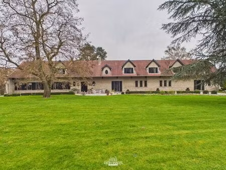 maison de luxe de 10 pièces en vente à mont-saint-éloi  france