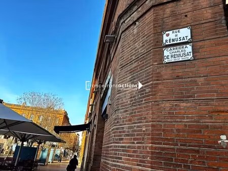 location commerce 75 m²