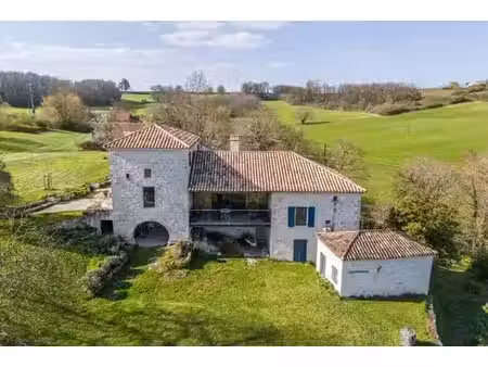 maison de prestige en vente saint-maurin  france