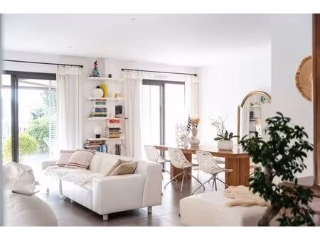 appartement de luxe de 2 chambres en vente à saint-sulpice-de-royan  nouvelle-aquitaine