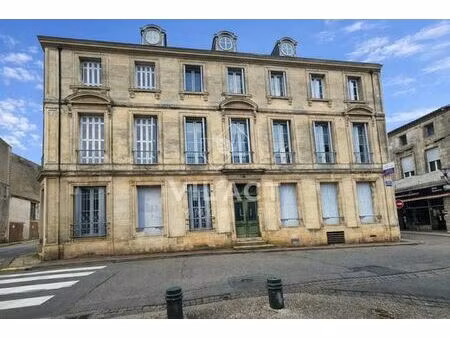 prestigieux immeuble de rapport en vente à pauillac  france