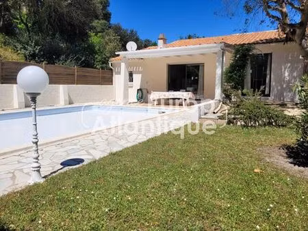 villa de luxe de 4 pièces en vente la palmyre  france