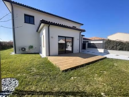 maison de 4 chambres de luxe en vente à saubens  occitanie