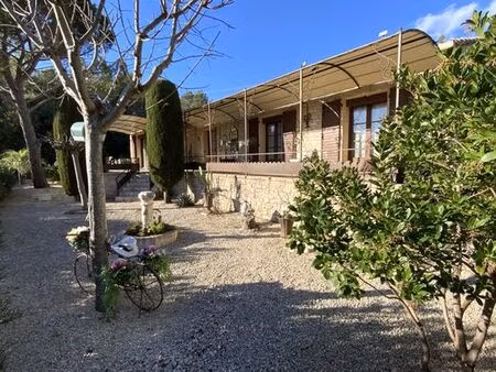 maison de prestige de 145 m2 en vente uzès  occitanie