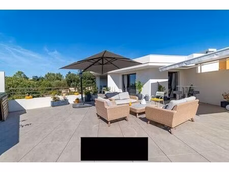 appartement de luxe de 4 chambres en vente à nîmes  france