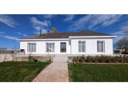 maison de luxe 5 chambres en vente à loire-authion  pays de la loire