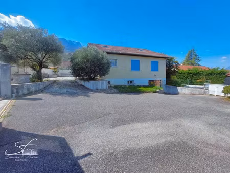 vente maison 6 pièces 155 m² à chapareillan (38530)  426 000 €