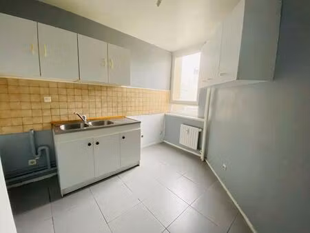 appartement 2 pièces à 50m du métro