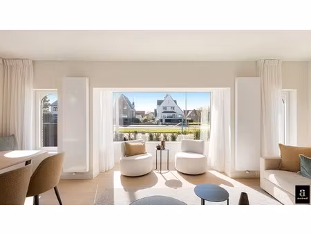 huis te koop in knokke-heist met 5 slaapkamers